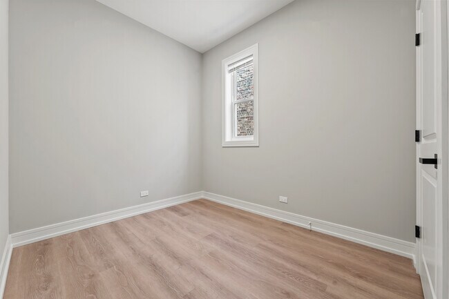 Foto del edificio - 2540 W Cortez St