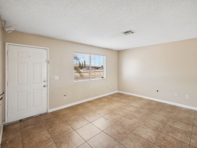 Foto del edificio - Home Available in Apple Valley!