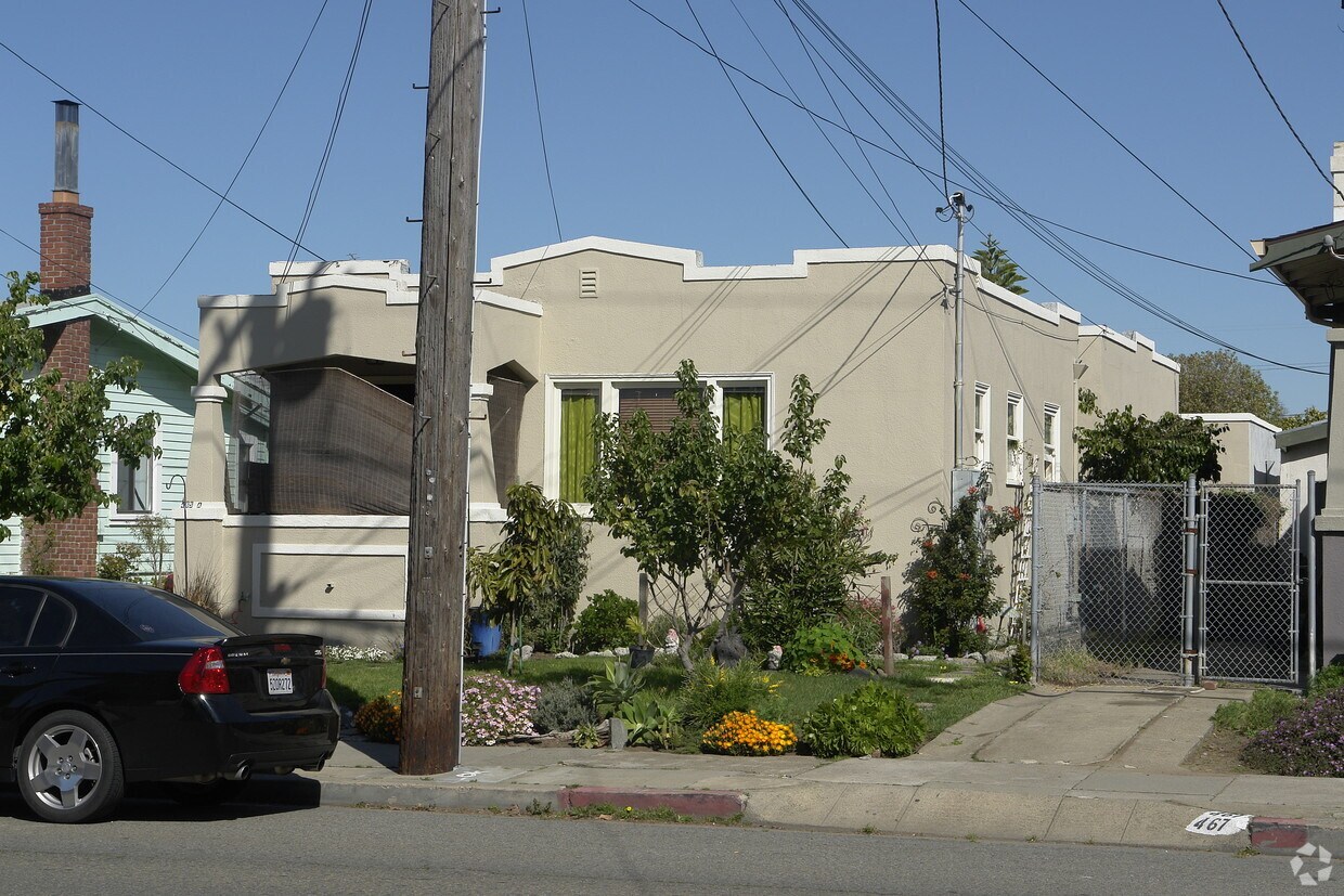 Primary Photo - 465 Central Ave