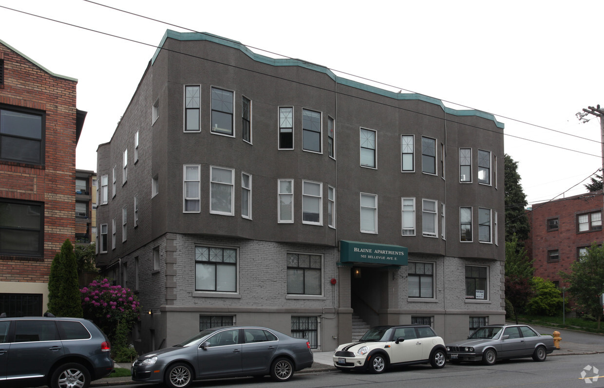 Primary Photo - Blaine Apartments
