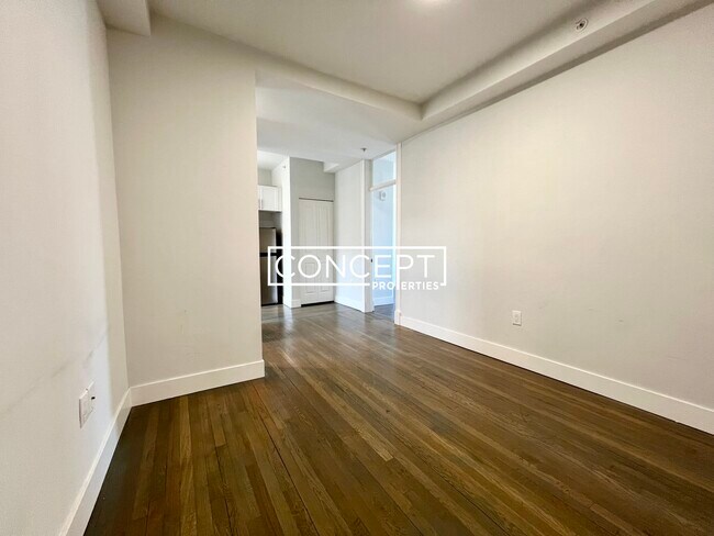 Foto del edificio - 81 Park Dr