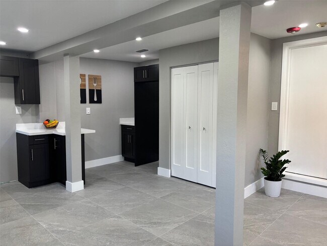 Foto del edificio - 13025 NW 2nd Ave