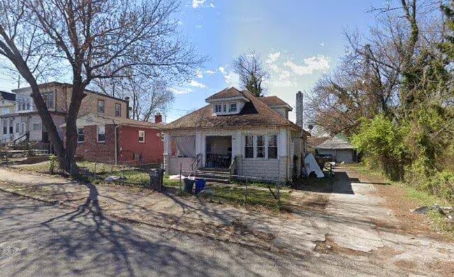 Photo - 1025 N 36th St House