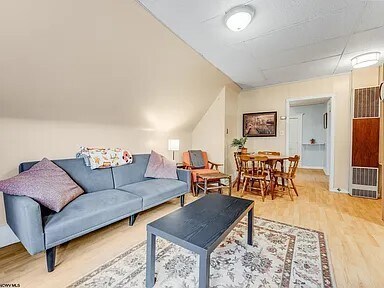 Foto del edificio - 313 Grand St