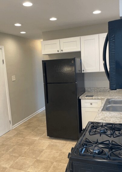 Building Photo - Multiple Applications Received! - 8605 S H...
