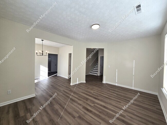 Foto del edificio - 4593 Parkway Cir