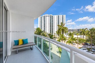 Building Photo - 3001 S Ocean Dr