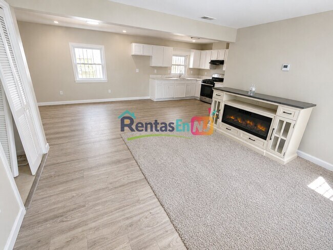 Foto del edificio - 378 Hillside Ave