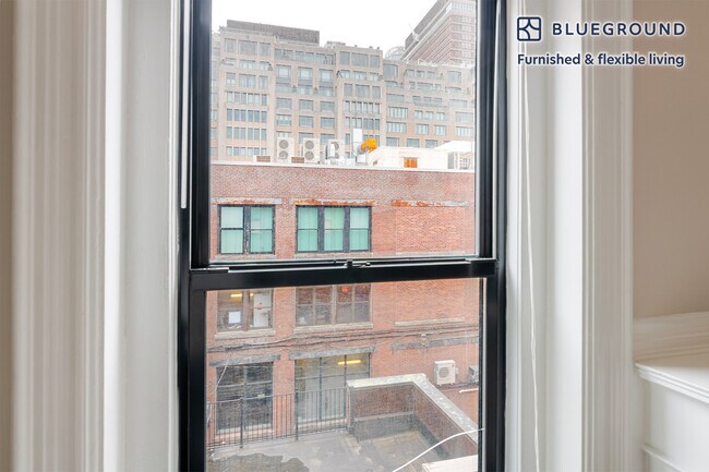 Foto del edificio - 232 Newbury St