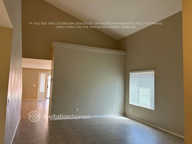 Foto del edificio - 3300 W Carlos Ln