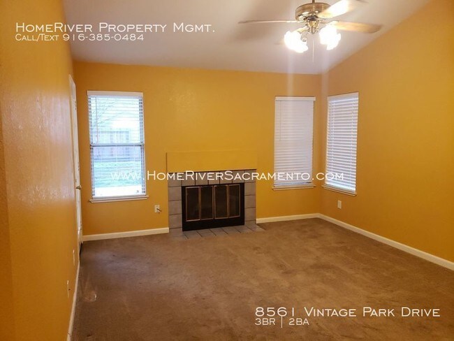 Building Photo - 8561 Vintage Park Dr