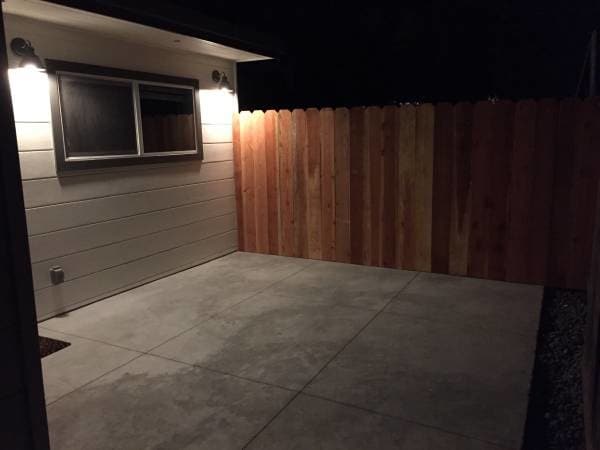 Private patio - 151 Sylvan Ave