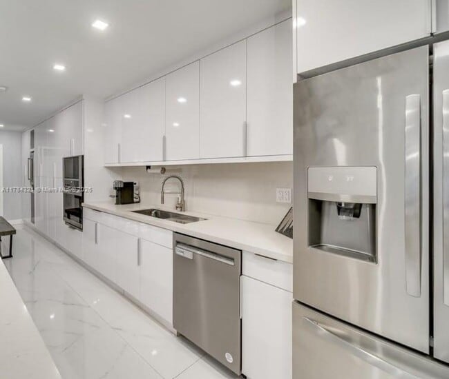 Building Photo - 14330 SW 157th St