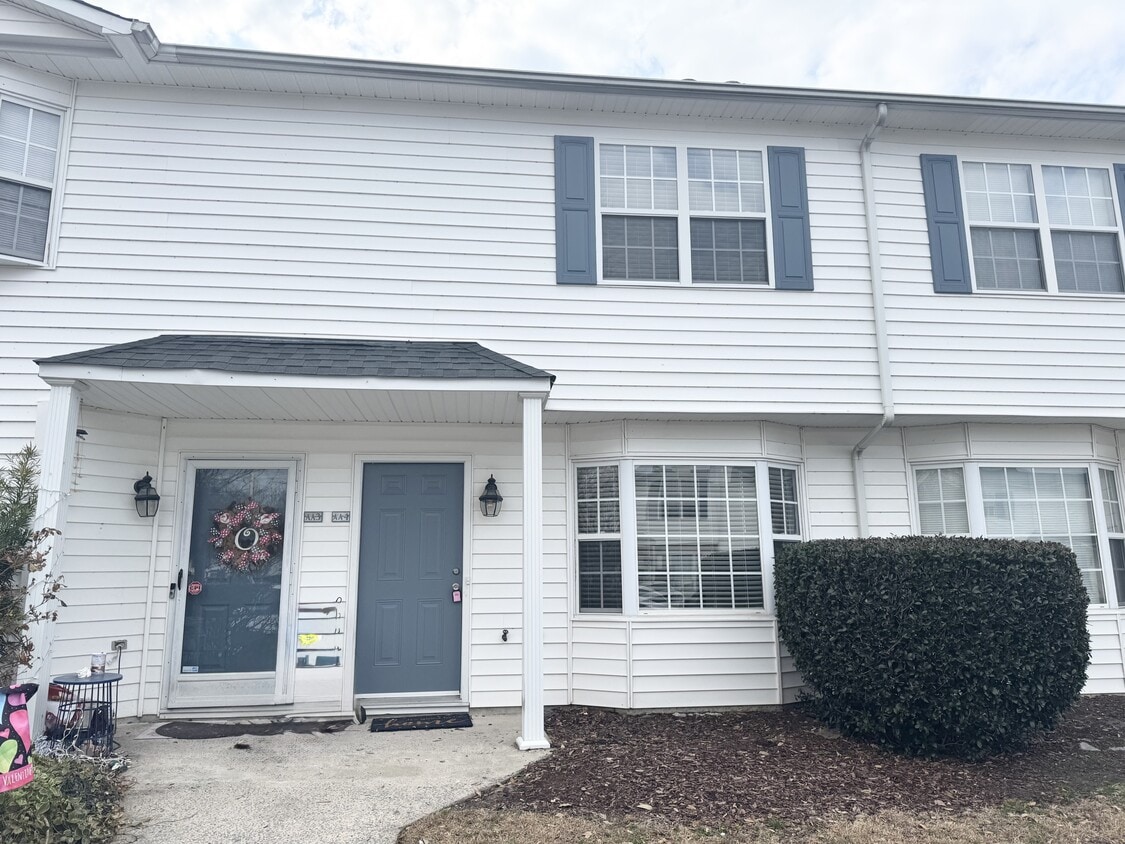 Photo - 3900-3AA4 Sterling Pointe Dr (Greenville, NC)