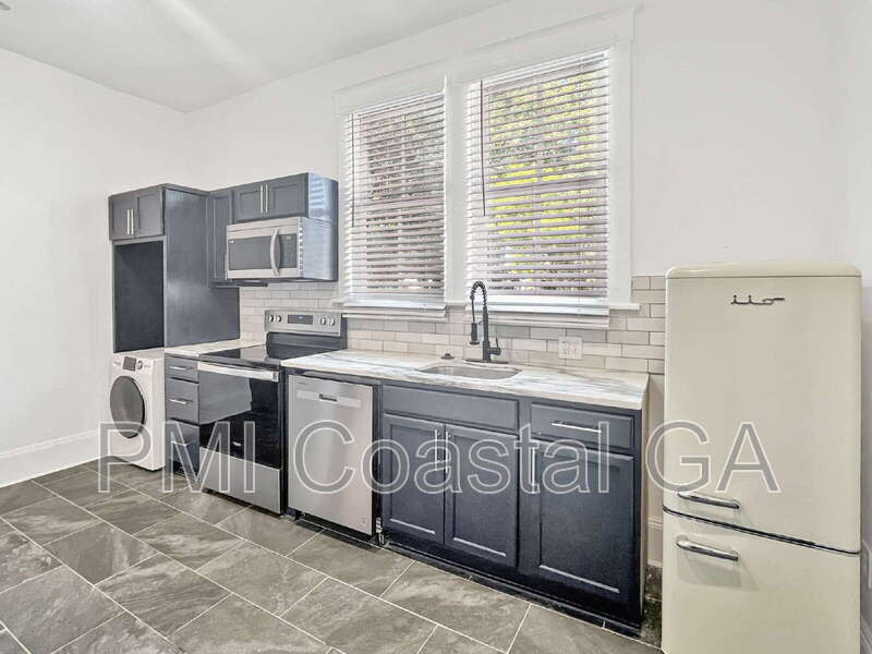 Foto principal - 2115 Lincoln St