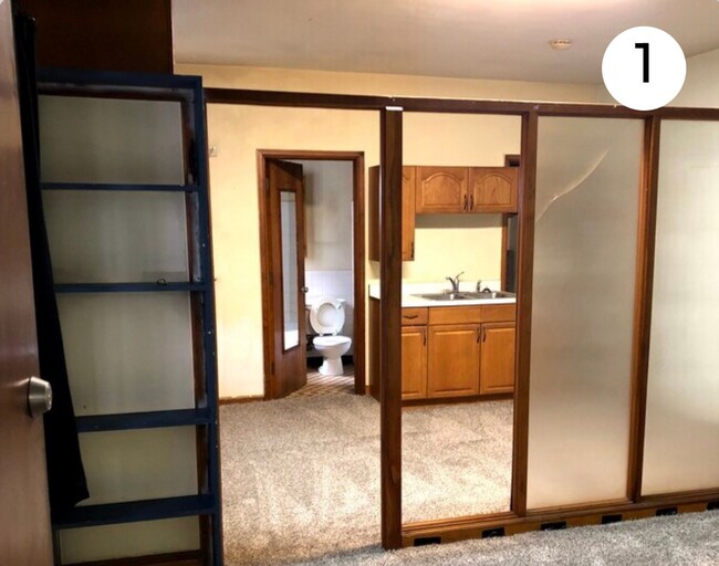 Building Photo - 636 State St