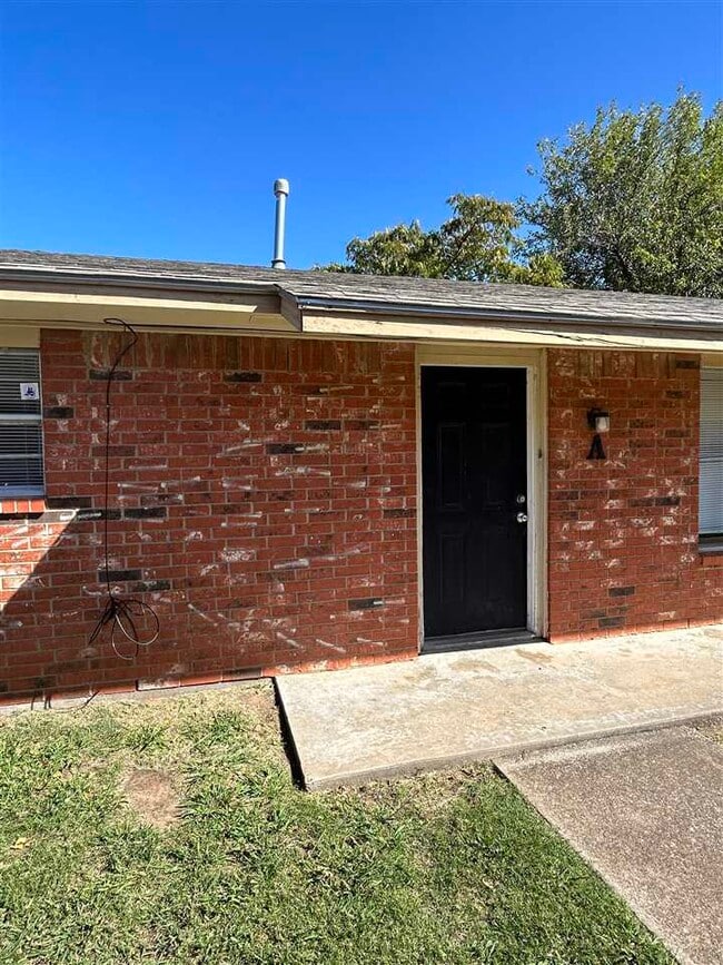 Building Photo - 7532 NW Tango Rd