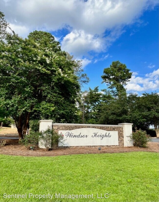 Building Photo - 4 br, 3.5 bath House - 101 Wessex Drive