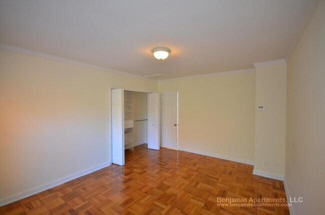 Foto del edificio - 28 Thornton Rd