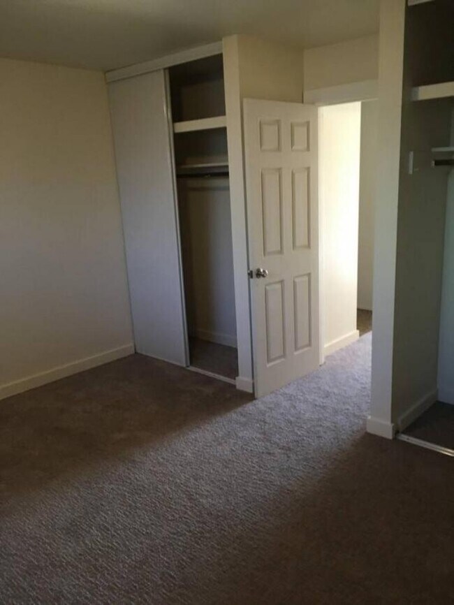 Building Photo - 1 bedroom in Renton WA 98056