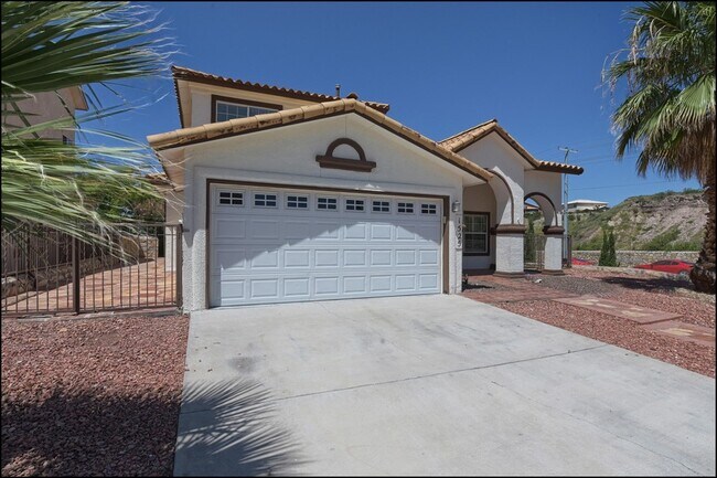 Building Photo - 1525 Prickley Pear Dr