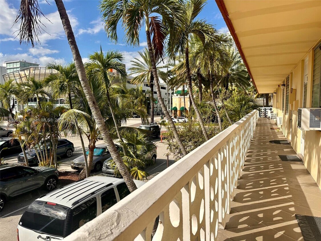 Foto principal - 441 Collins Ave