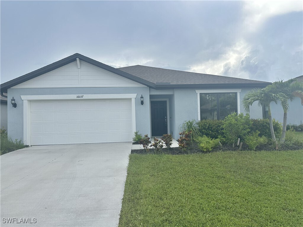 Primary Photo - 16037 Beachberry Dr