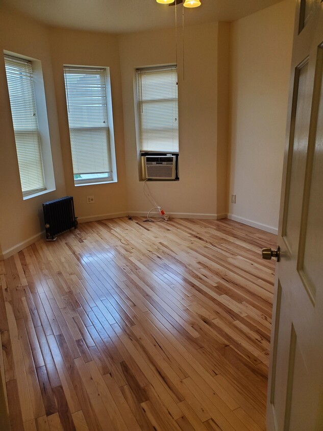 Foto principal - 215 Lefferts Ave