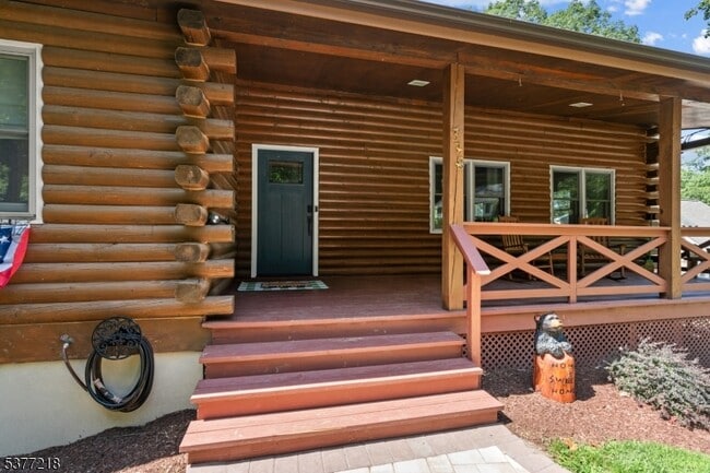 Building Photo - 378 Springbrook Trail