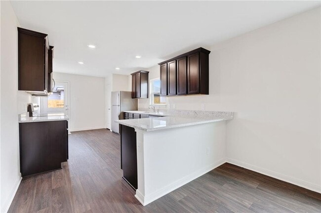 Building Photo - 1,794 sf Single Story Home - 4 BR /2 BA - ...