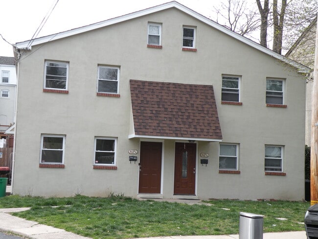 Building Photo - 310 S Olive St