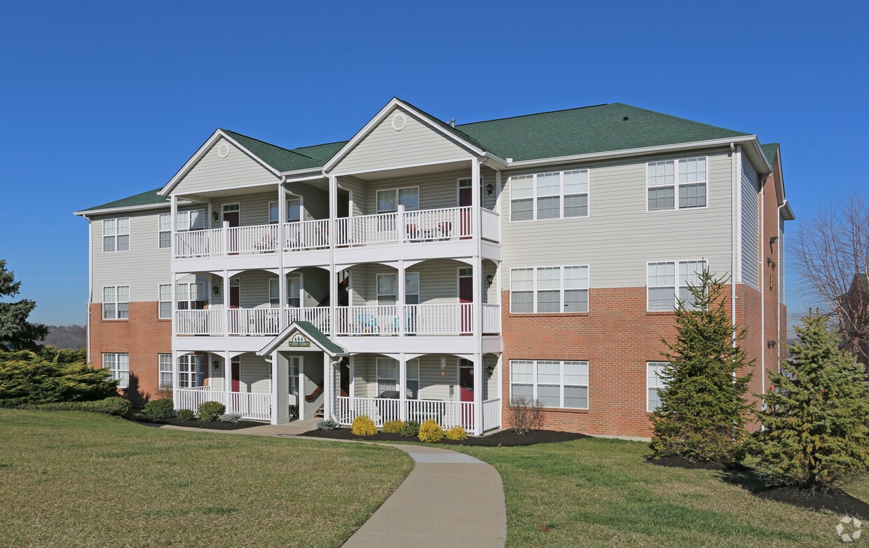 Aspen Pines Apartments in Wilder, KY