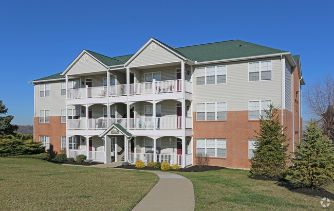 Building Photo - Aspen Pines