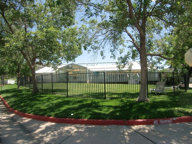 Building Photo - 1301 S Cathay Ct