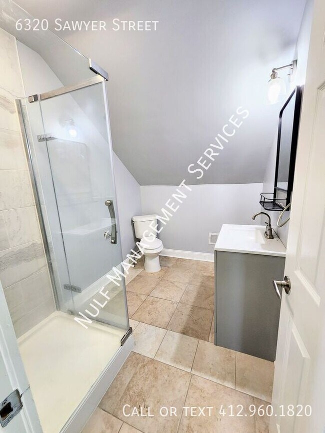 Foto del edificio - 6320 Sawyer St