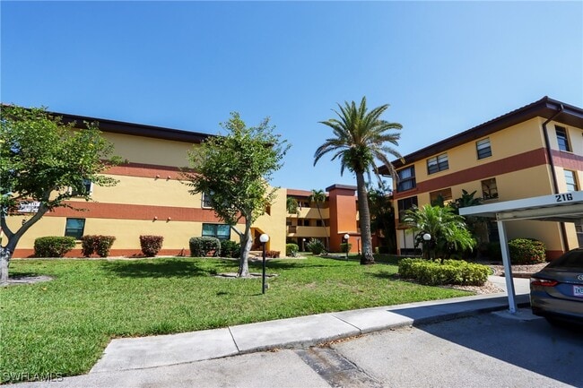 Building Photo - 6110 Whiskey Creek Dr