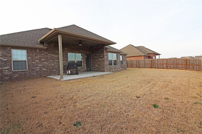 Foto del edificio - 2305 SW Elington St
