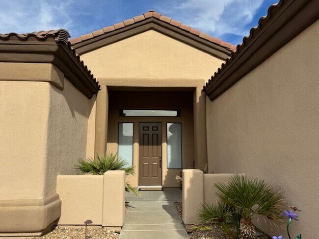Foto del edificio - 3 BR on the GOLF COURSE with POOL-Laughlin Ranch Association