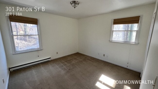 Building Photo - 301 Paton St