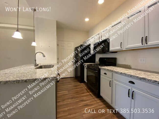 Building Photo - 2 Bedroom/2 Bathroom Condo in Pleasant Grove
