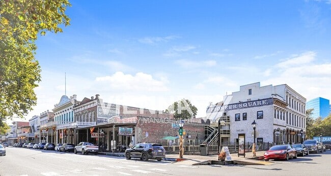 Building Photo - 120 I St