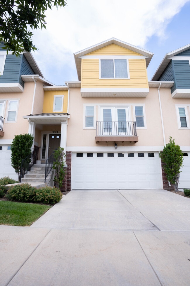 Photo - 9023 S Quarry Stone Way Townhome