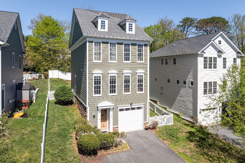 Primary Photo - 545 Summerford Ln