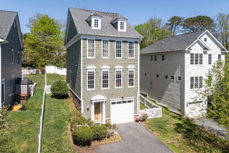 Building Photo - 545 Summerford Ln