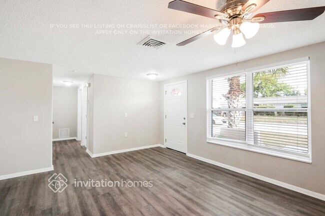 Building Photo - 6905 Alta Vista St