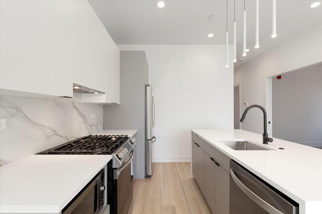 Foto del edificio - 3821 N Ashland Ave
