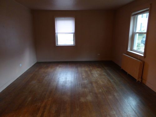 Foto del edificio - 49-20 Hanford St