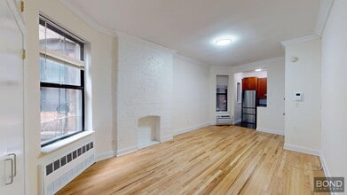Building Photo - 323 E 83rd St