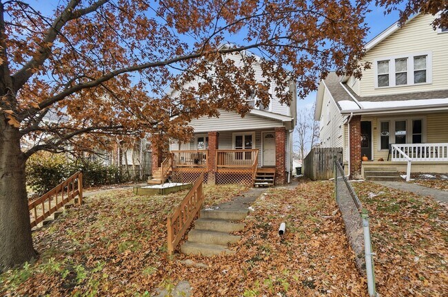 Building Photo - 212 E Hudson St