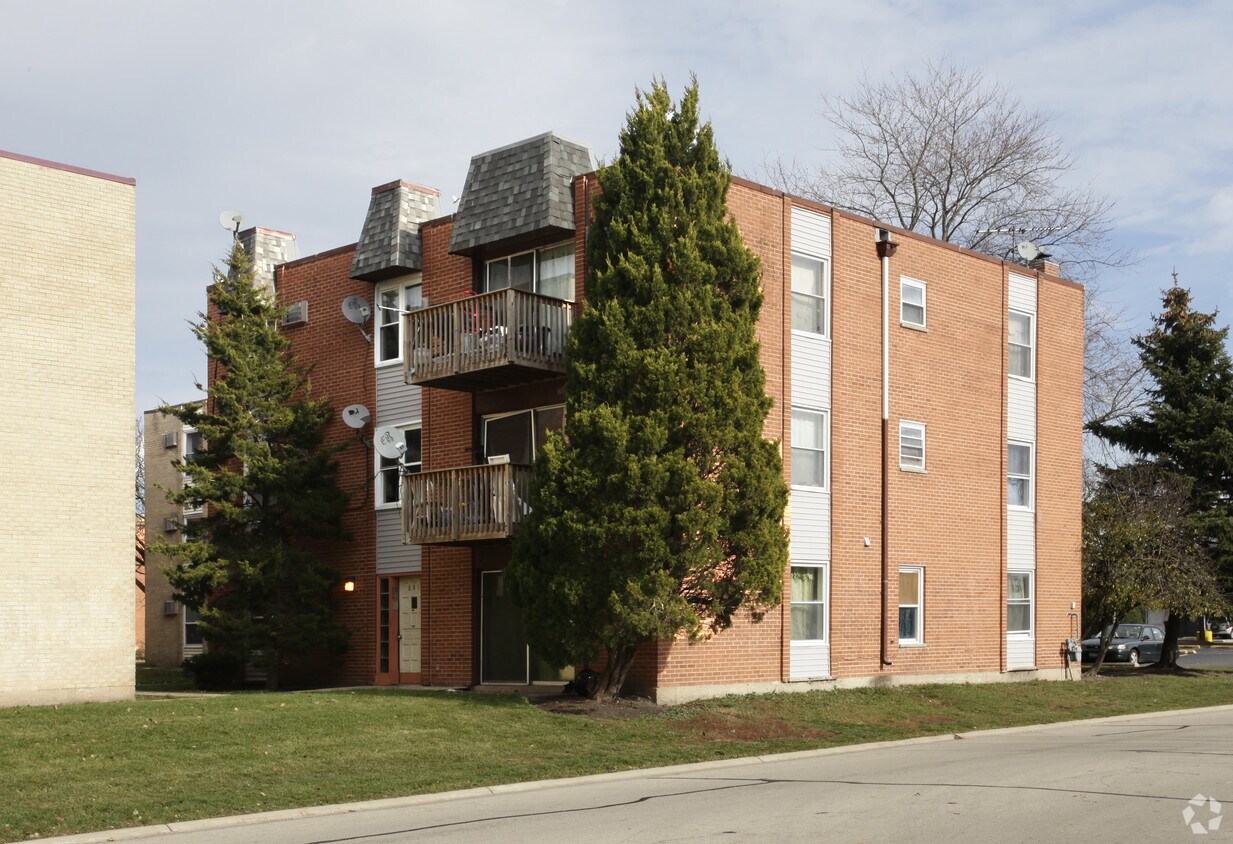 Primary Photo - 881 Piper Ln